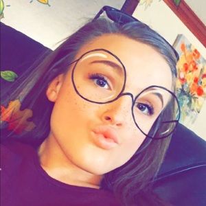 Meet your Posher, Mitze